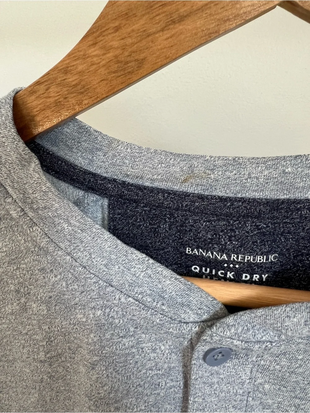 Banana Republic Heather Gray Long-Sleeve Henley